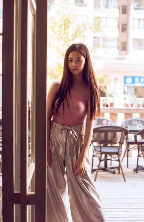 AYX体育-选手赛前热身流程标准化科学备赛成趋势，赛前热身的好处